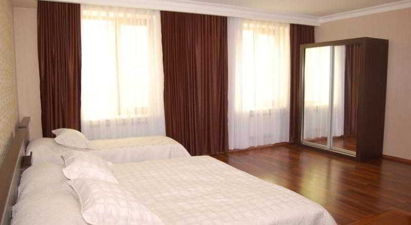 Xudaferin Hotel Baku Kültér fotó
